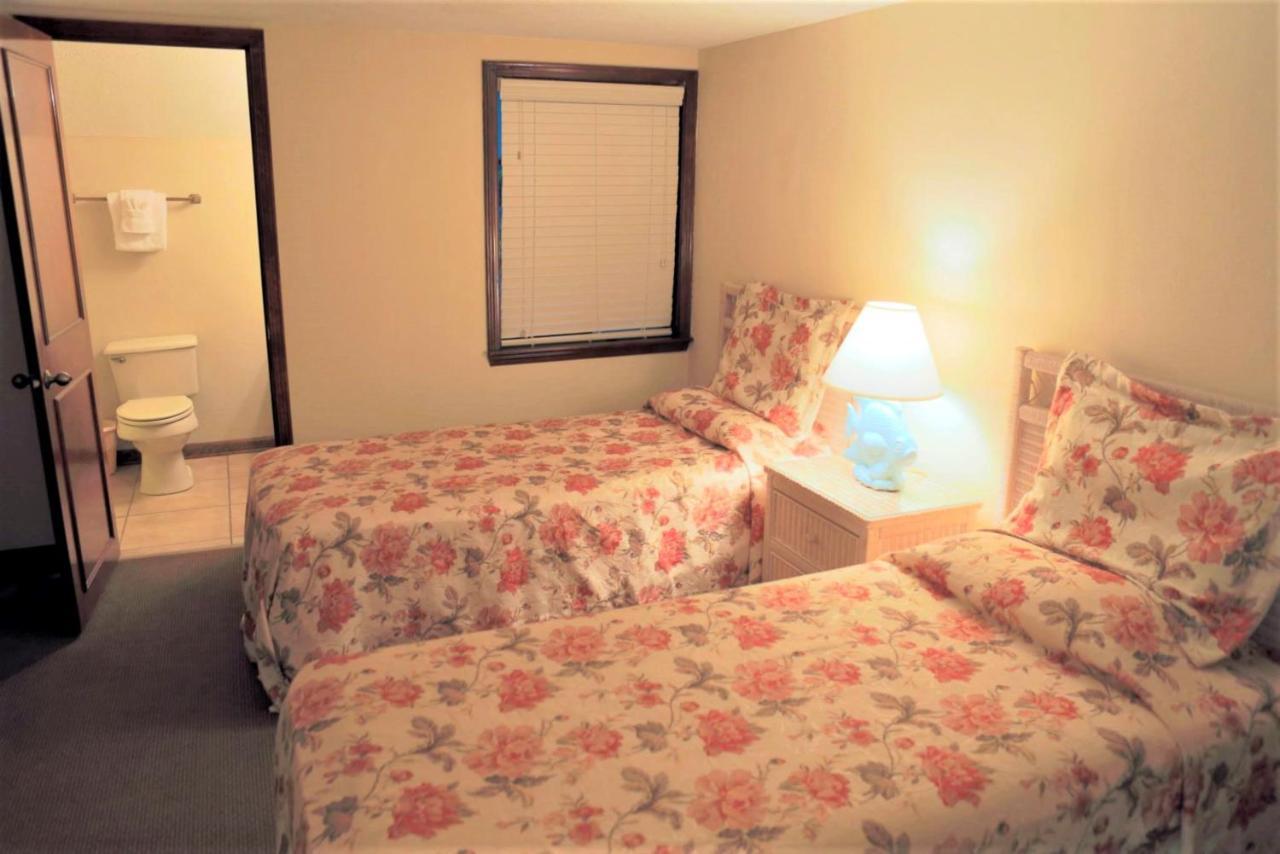 Royal Holiday Beach * Biloxi