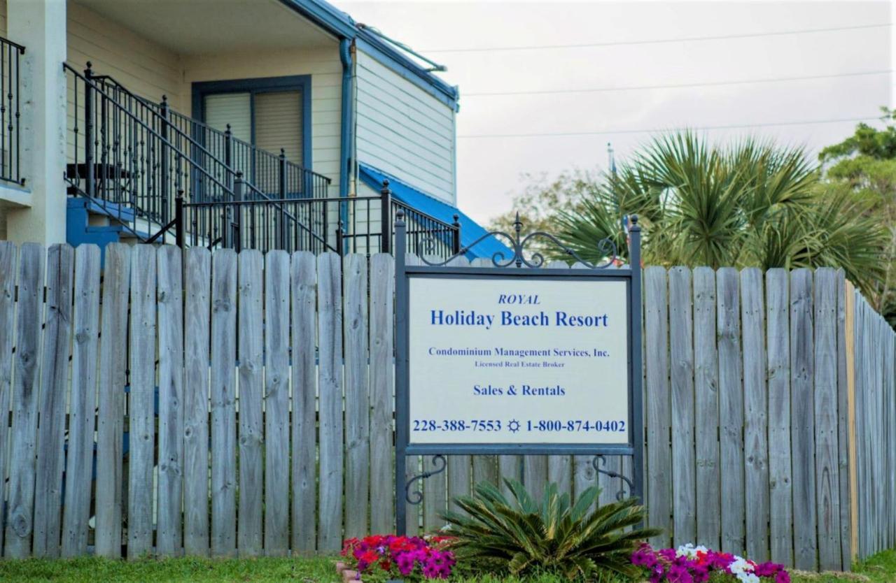 Royal Resort